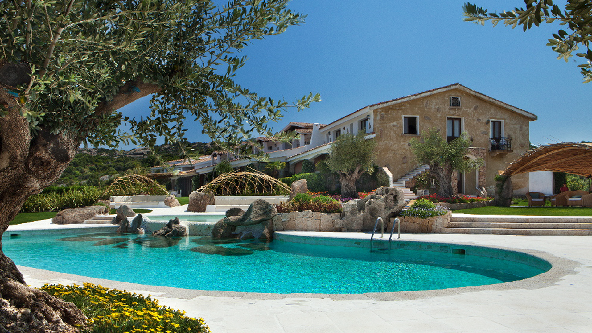 Swimmingpool på Hotel Pulicinu - Sardinien, Italien - Kulturrejser