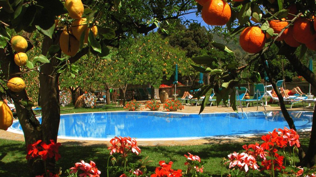 Swimmingpool - Hotel Antiche Mura - Sorrento, Italien - Hideaways