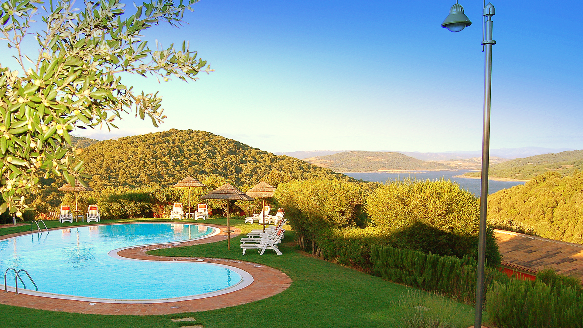 Swimmingpool på Hotel Aldiola Country Resort - Sardinien, Italien - Kulturrejser