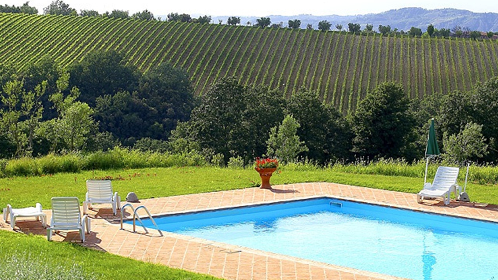 Swimmingpool på Hotel Castellara di Tonda - Toscana, Italien - Kulturrejser